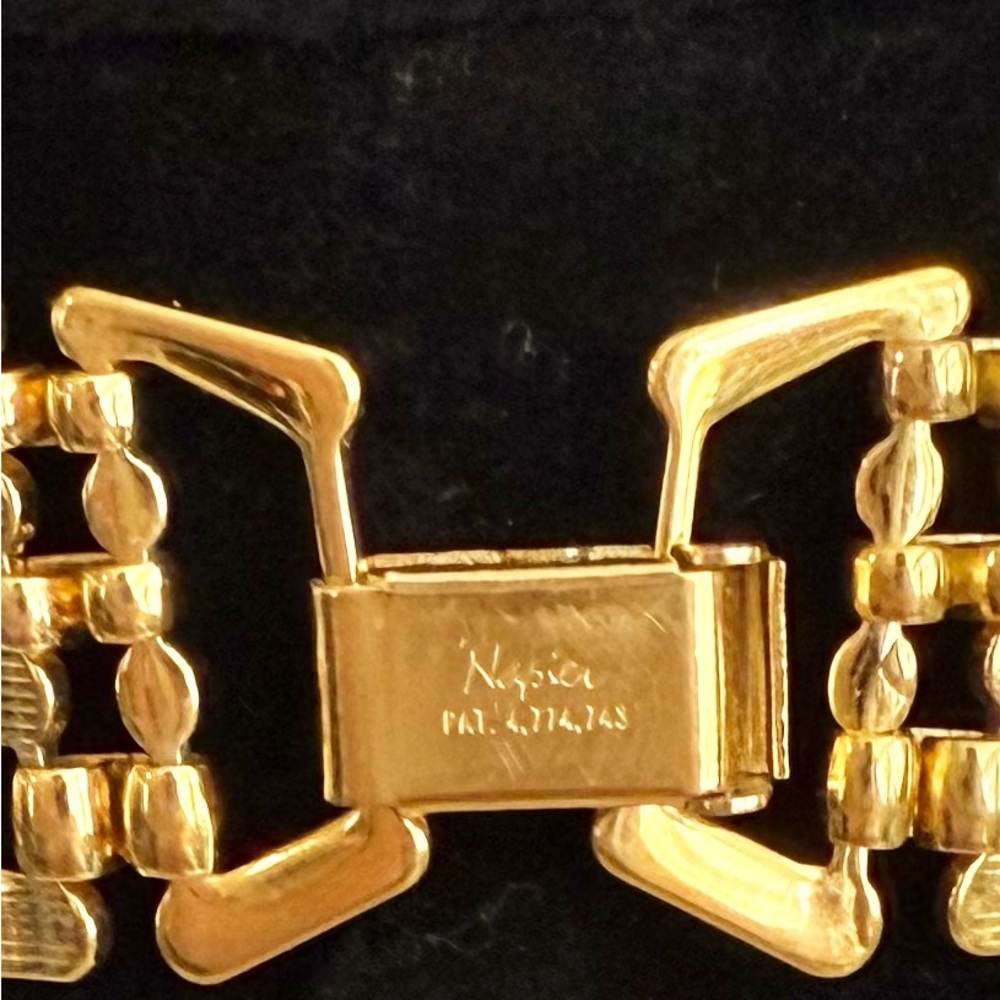 Elegant Napier MCM Vintage Gold Plated Panther Link Cleopatra Style Necklace - Picture 5 of 8